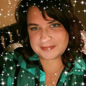 Meet your Posher, Cassandra